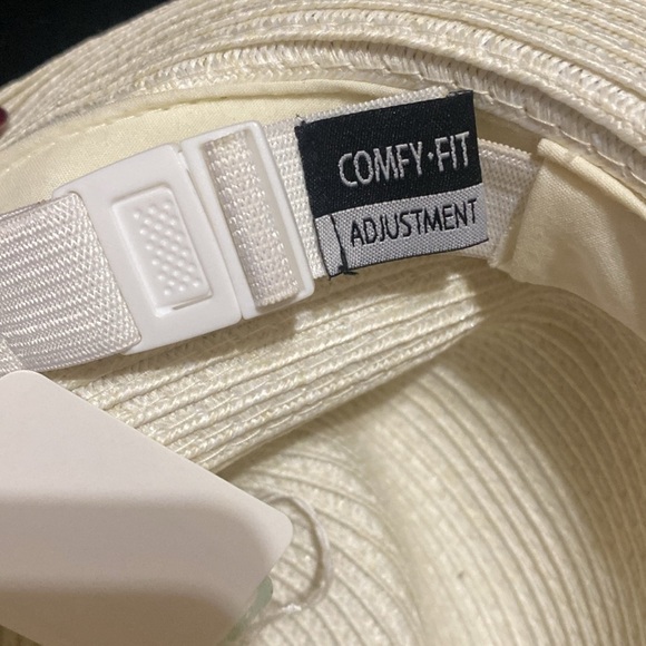 CARKELLA Del Mar Fairway Fedora with Black Band Chic Ivory M/L Adjustable NWOT - Picture 10 of 10